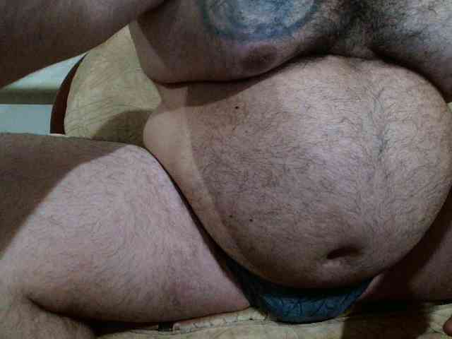 Boy (35, White Cam Boy) performing blowjob.